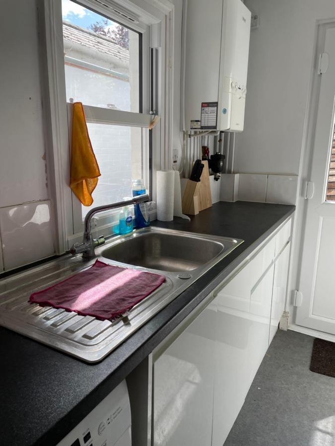 Cozy 3 Bedrooms Home Off Mill Road Sleep CBG Exteriér fotografie